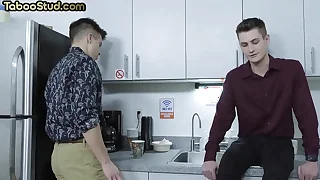 319 gay facial porn videos